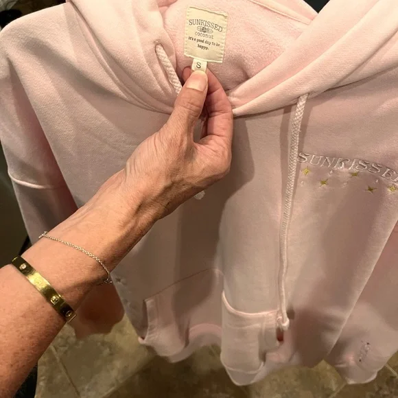 Sun kissed  coconut pink surfer hoodie size small - Picture 7 of 8